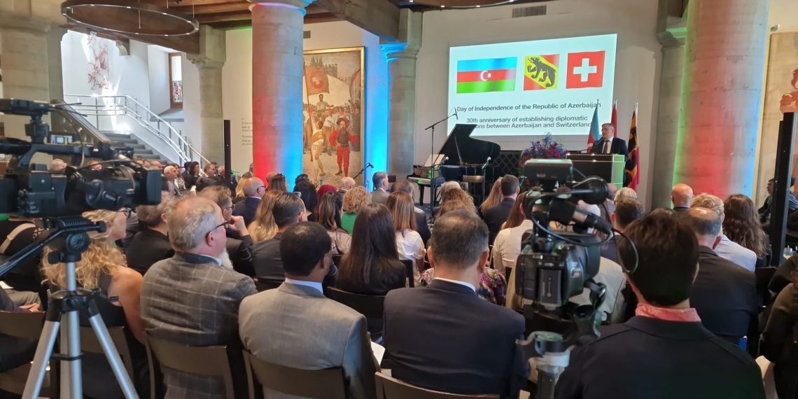 Azerbaijan Switzerland 310522 03